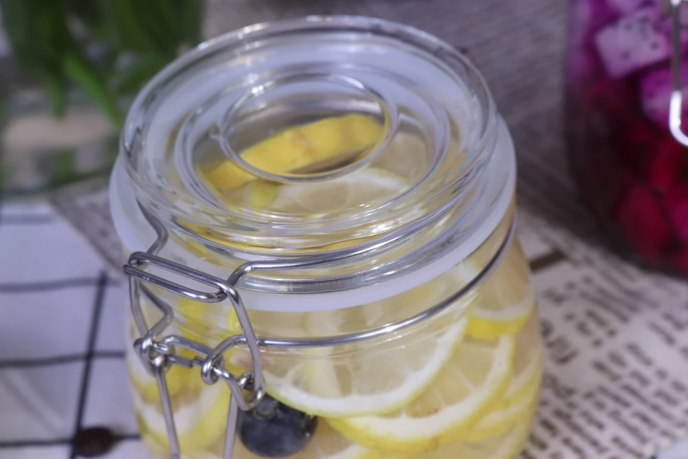 magnifying jars