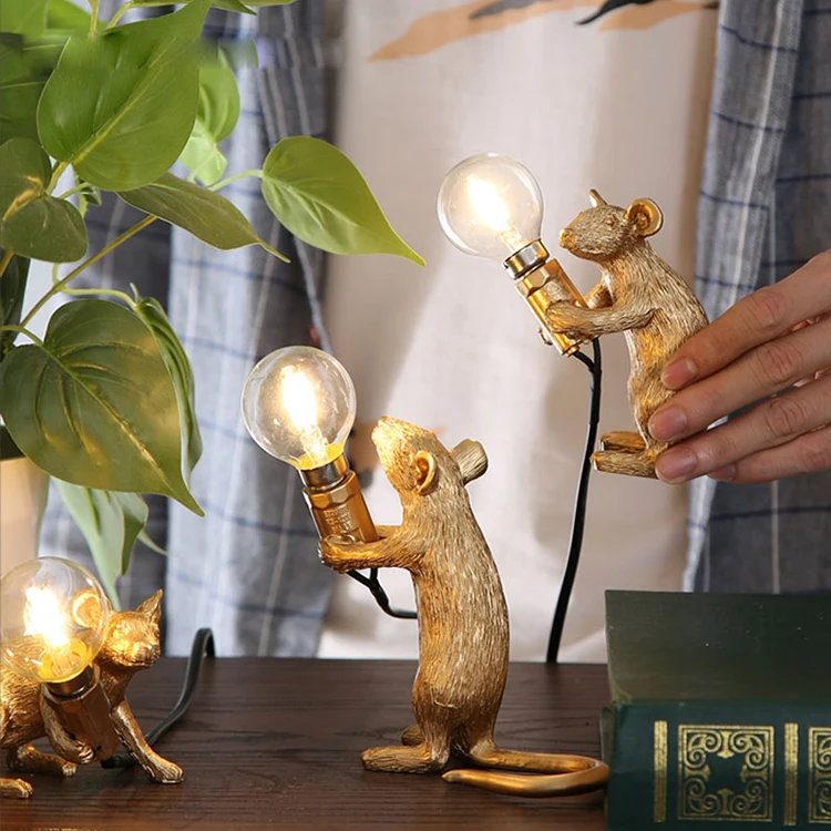 Modern Resin Animal Sitting Standing Lying creative Mini Mouse Lamp Table lamp led for Home Decoration