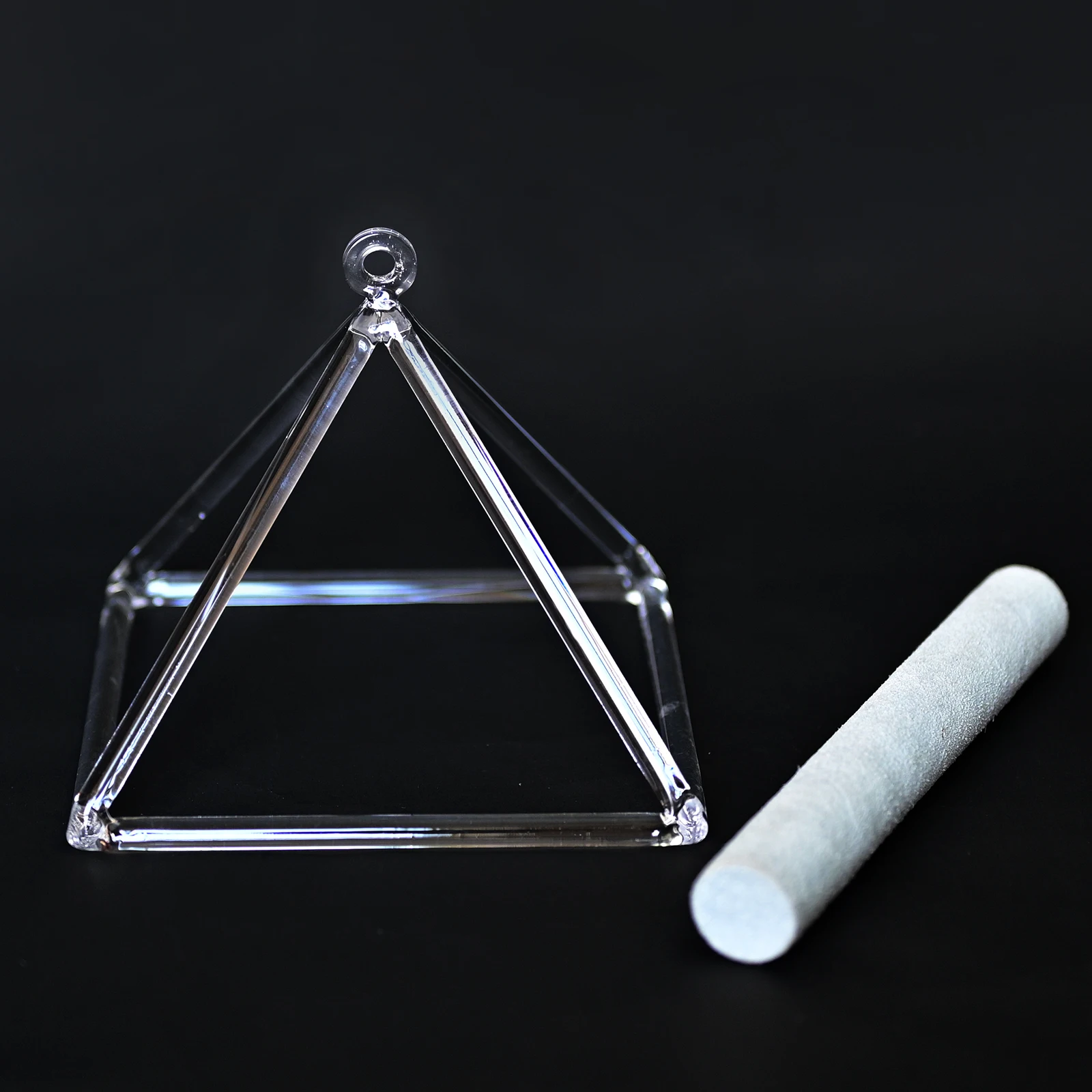 success wholesale high quality quartz crystal pyramid for chakra