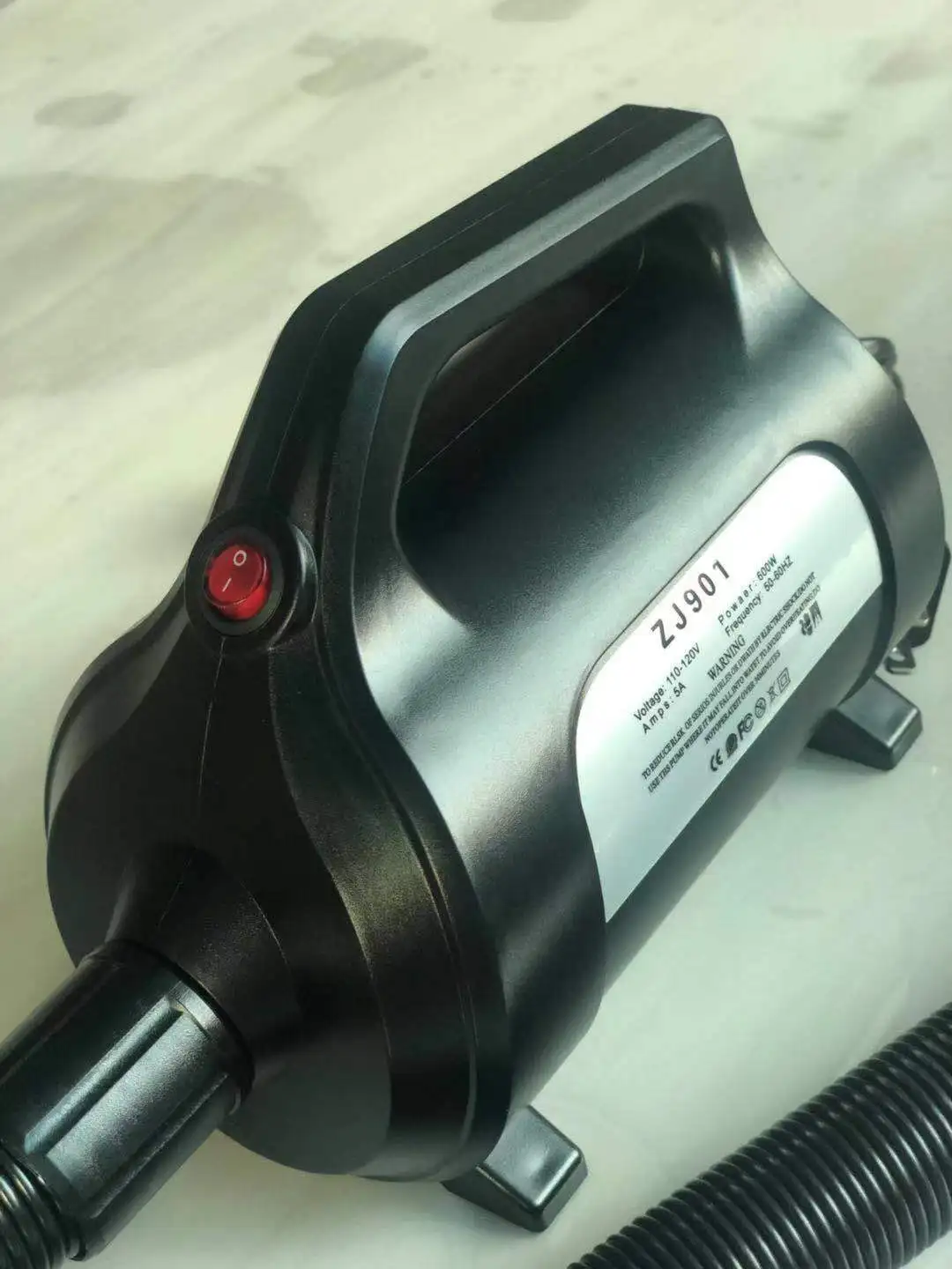 600w1.jpg