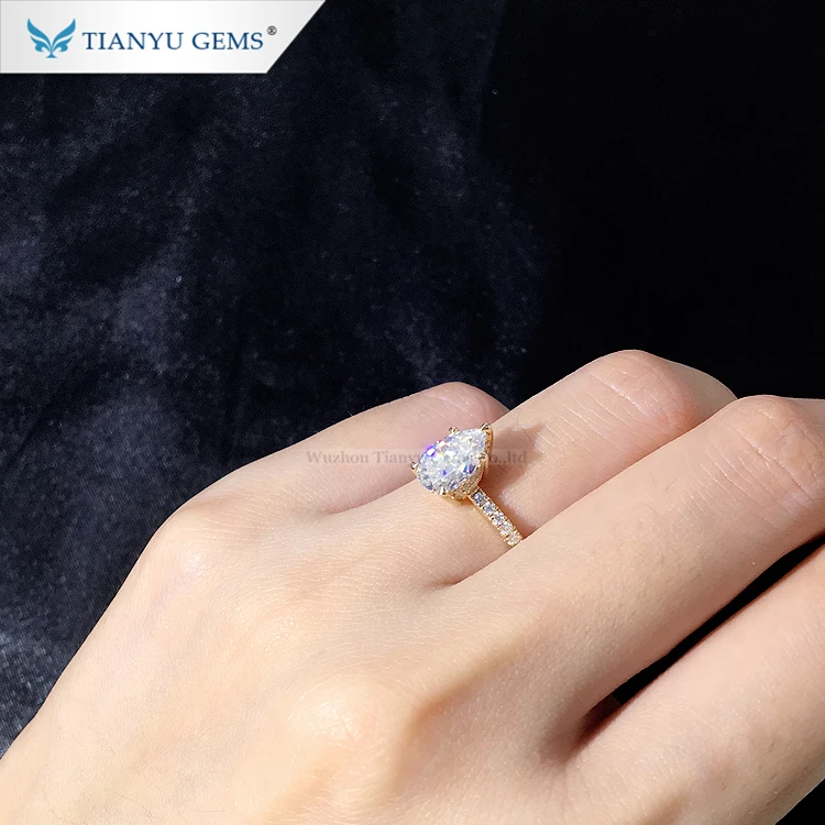 Tianyu gems pear diamond ring best moissanite stones with 14k 18k yellow gold rings for wedding 