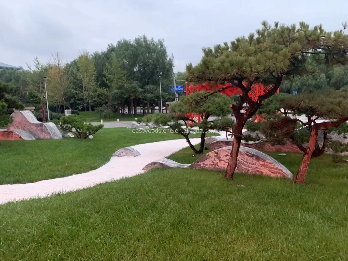 花园园林绿化用灰色波浪花岗岩岩石