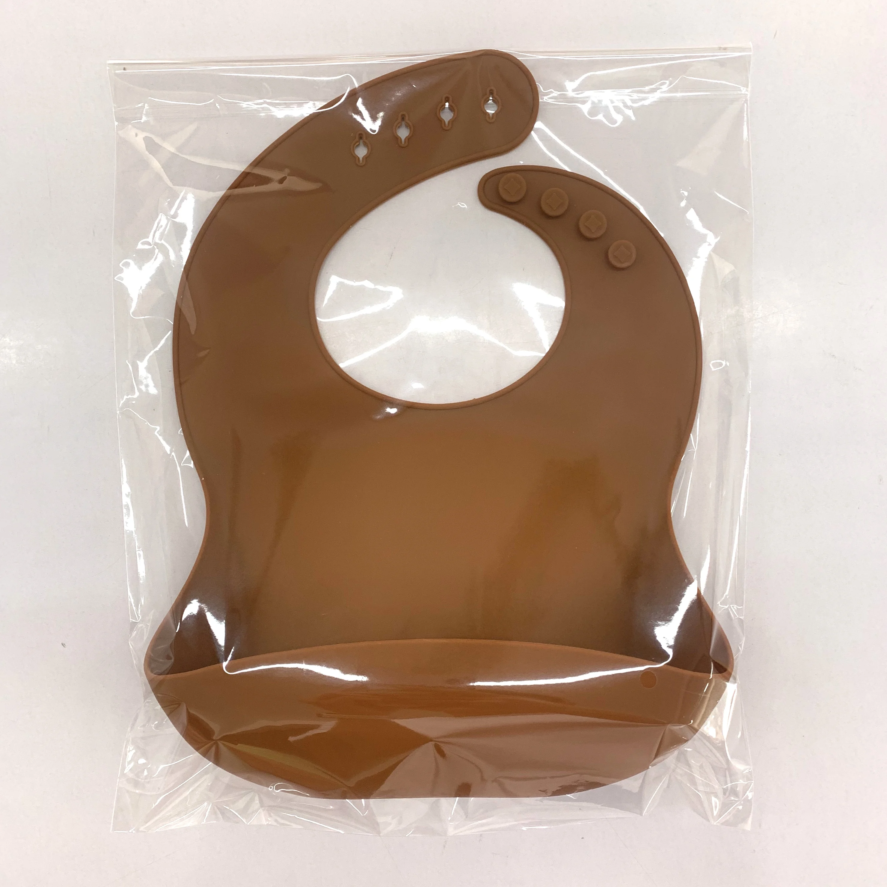 Customized Easily Wipes BPA Free Baby Bib Set With Bowl and Spoon Silicone Bibs Soft Silicone Clean Waterproof Logo Printing BHD manufacture