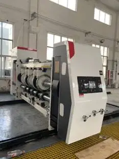 Factory price Vacuum Transfer 2 color print slotter die cutting machine with stacker for corrugated carton