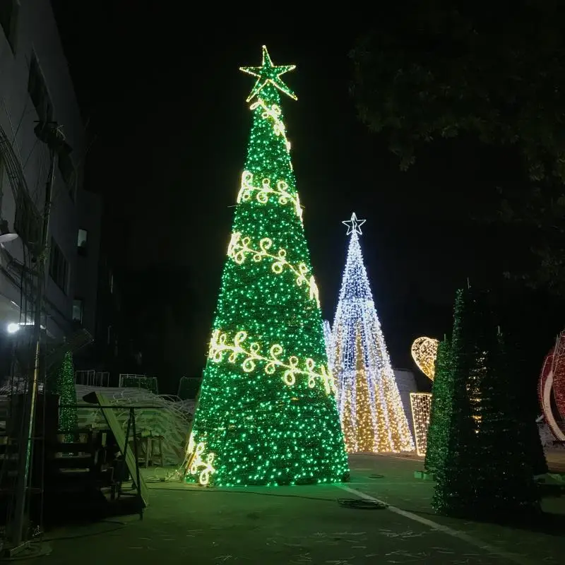 Christmas lights (2).jpg