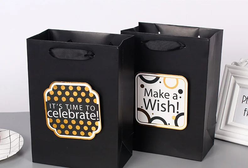 wholesale fancy printed christmas design paper die cut gift bag