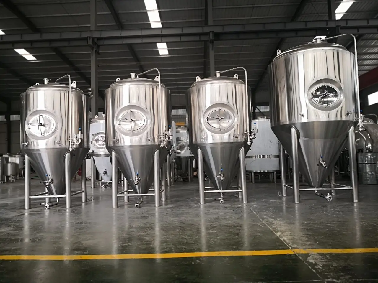 Stainless Steel 200L 500L 1000L 2000L Dimple Jacket Wine Fermenter Bright Tank Brewery Beer Fermentation Tank