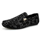 Mens Brand Casual Shoes with Ultra Lightweight Outsole Light Canvas Youth Shoes Men Breathable Fashion Flat Footwear