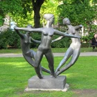 Garden metal decoration cast bronze custom made nude three woman hand in hand sculpture