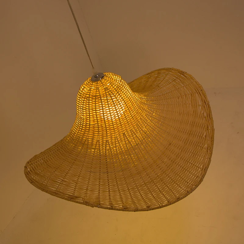 Straw hat shape handmade  rattan woven natural bamboo wooden chandeliver for resort restaurant pendant light