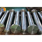 China Manufacturer Customized Forged Round Steel Bar