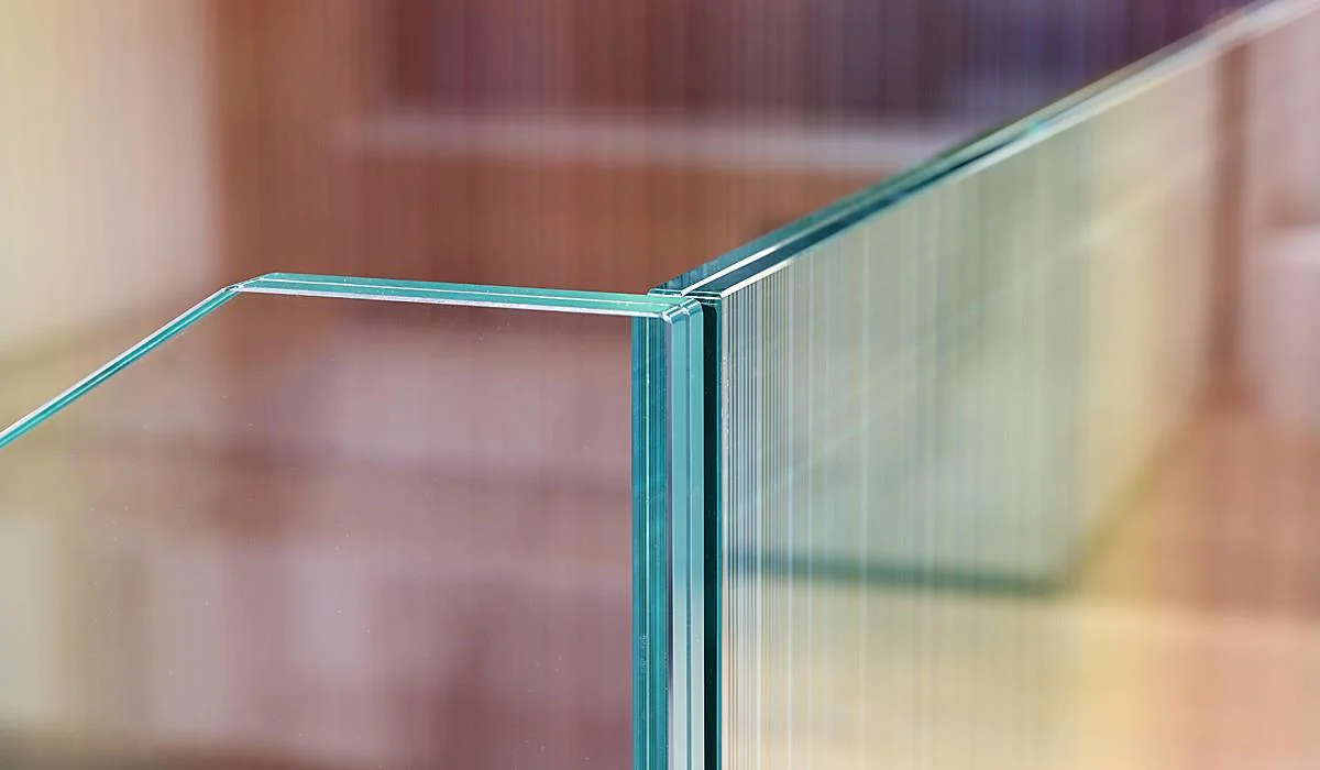 2mm 10mm 12mm toughened glass  High pure raw material crystal clear tempered safety glass