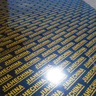 4 ft * 8 ft 18 mm film faced shuttering plywood for formwork playwood