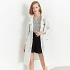 New design OEM service ladies fashion coat long sleeve zipper white long trench coat women
