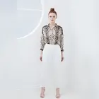 2019 New French Retro Romantic Print loose Long Sleeve Women blouse