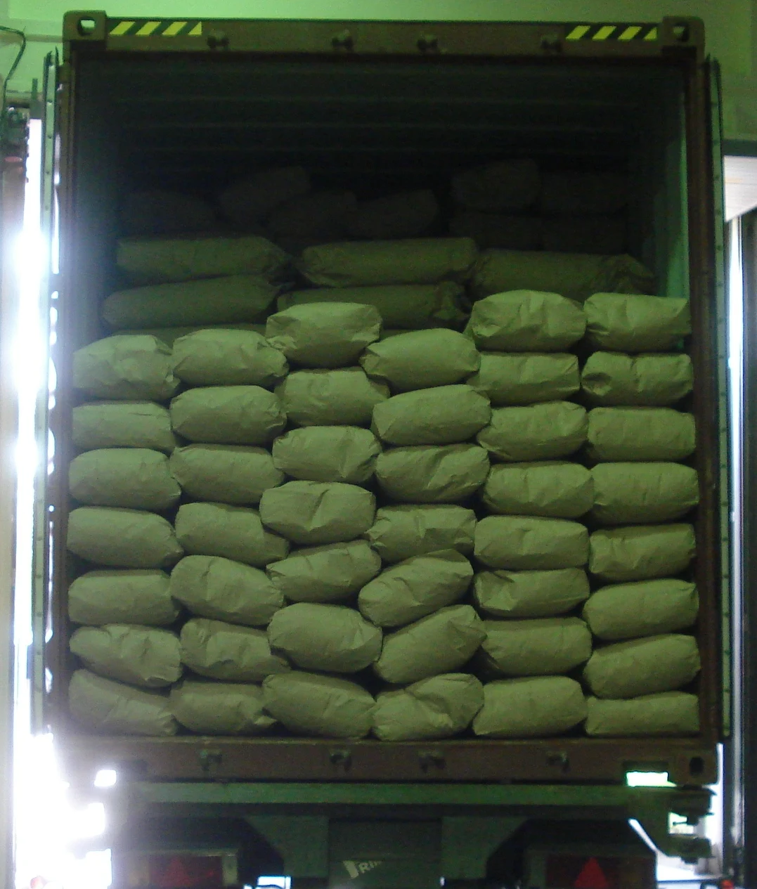 Container in bulk.JPG
