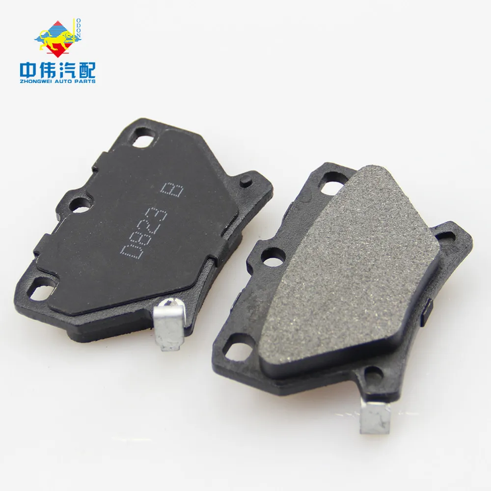 GDB3243 factory wholesales advanced brake pads set with wear indicator brake pad set for TOYOTA Matrix XR