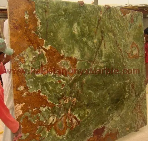 dark-green-onyx-slabs-03.jpg