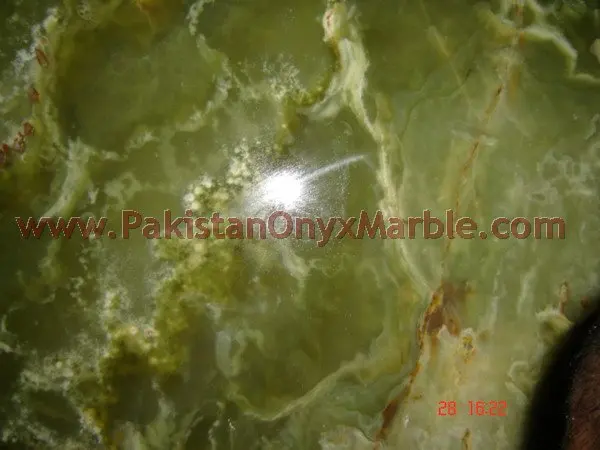dark-green-onyx-tiles-06.jpg