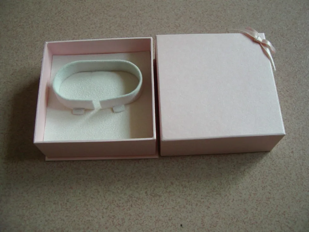 custom packaging with silk ribbon jewelry paper box