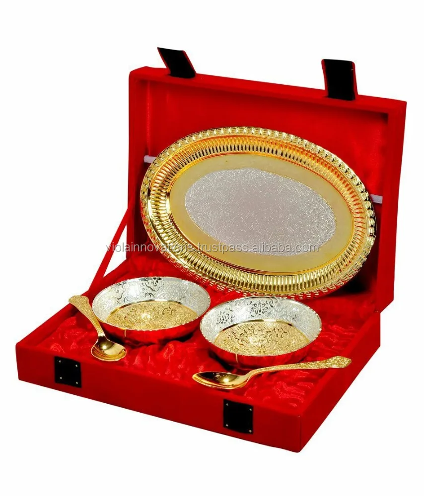 return gifts tray with spoon