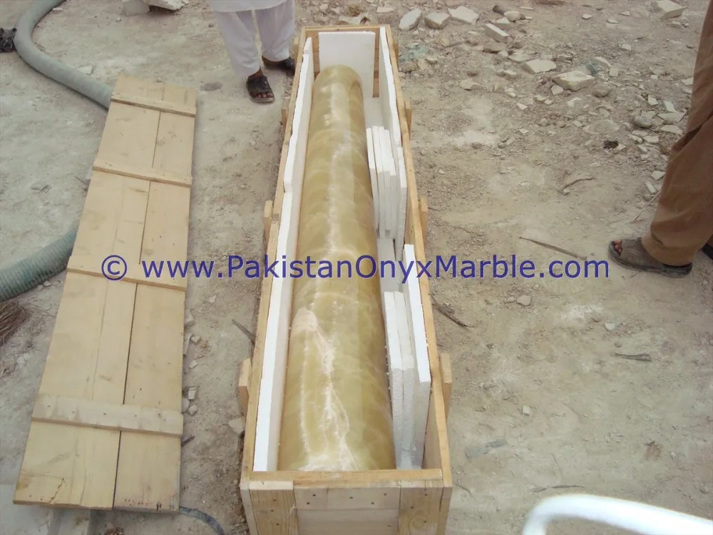 honey-onyx-pillars-carving-columns-round-hollow-columns-onyx-stone-roman-column-decorative-pillars-and-columns-06.jpg