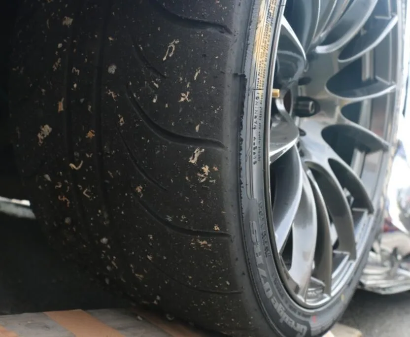 Zestino Street Slick Tyre Treadwear 140 Road Legal Tyre 215/45zr17