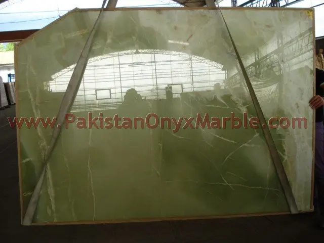 afghanistan-green-onyx-slabs-02.jpg
