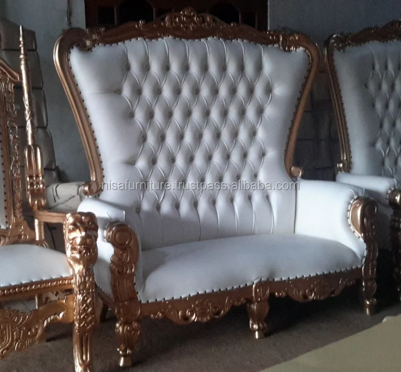 Français bon marché Synthétique de Tapisserie D'ameublement En Cuir Double king trône chaise Or canapé baroque