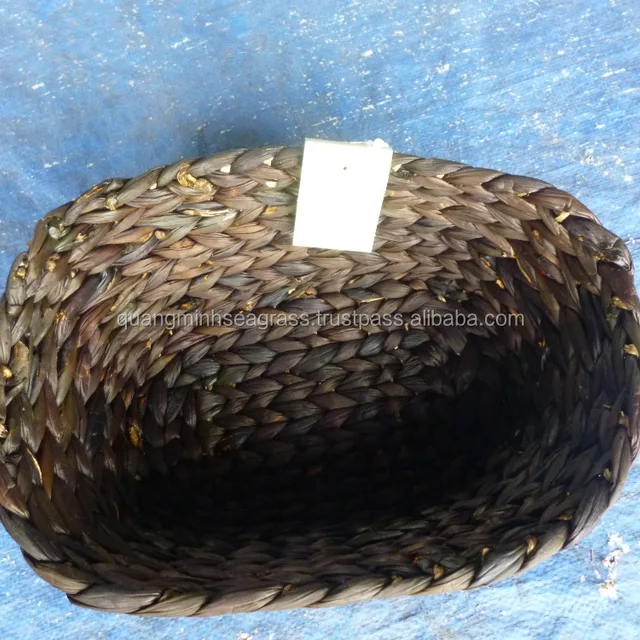clean & clear dark brown water hyacinth basket unique size