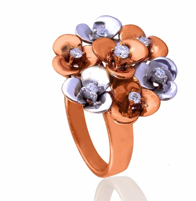 18k rose gold diamond ring