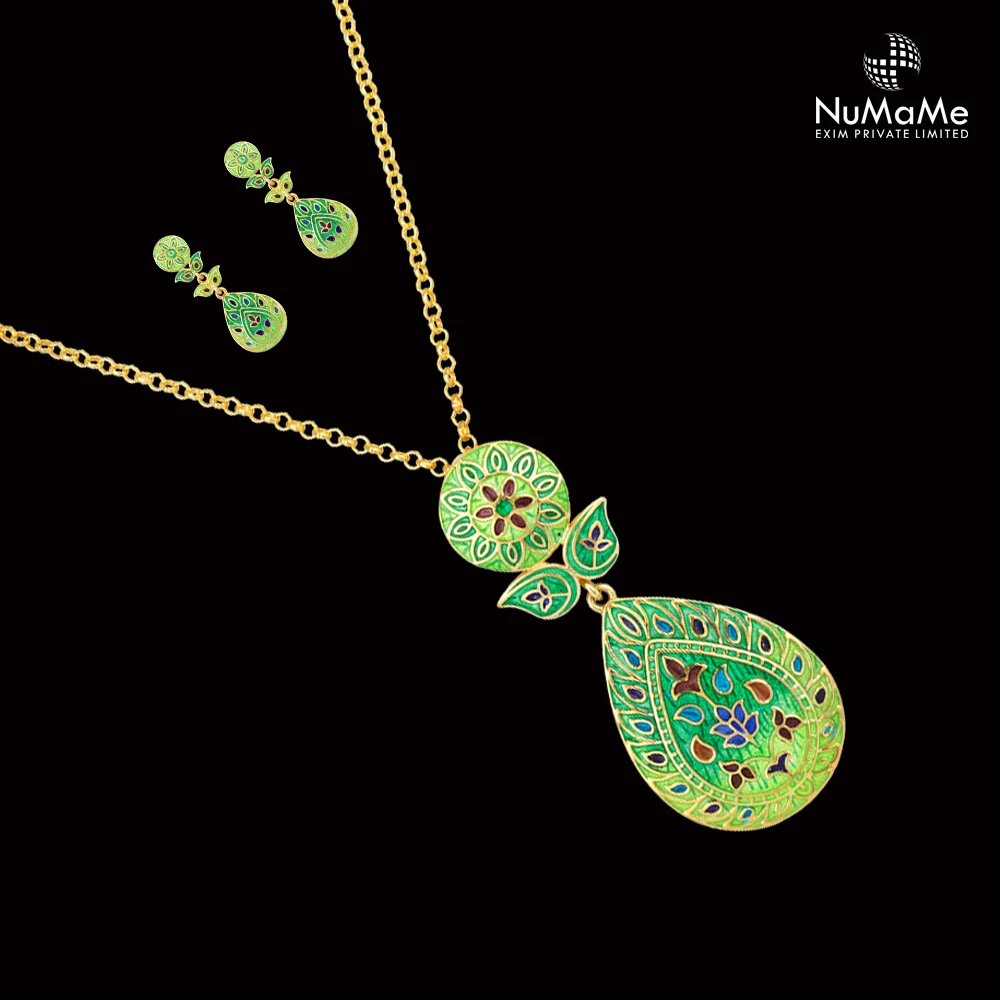 pendant set with modern meenakari antique craft