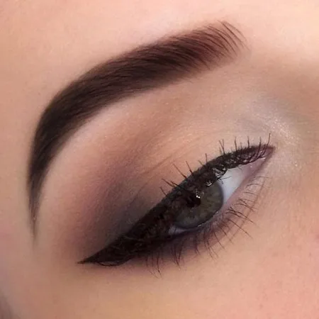 Eyebrow henna.jpg