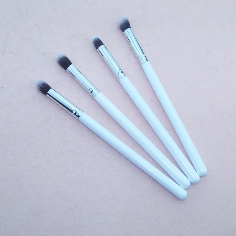 4pcs Eyeshadow Mascara Cheap Eye Brush Set.jpg