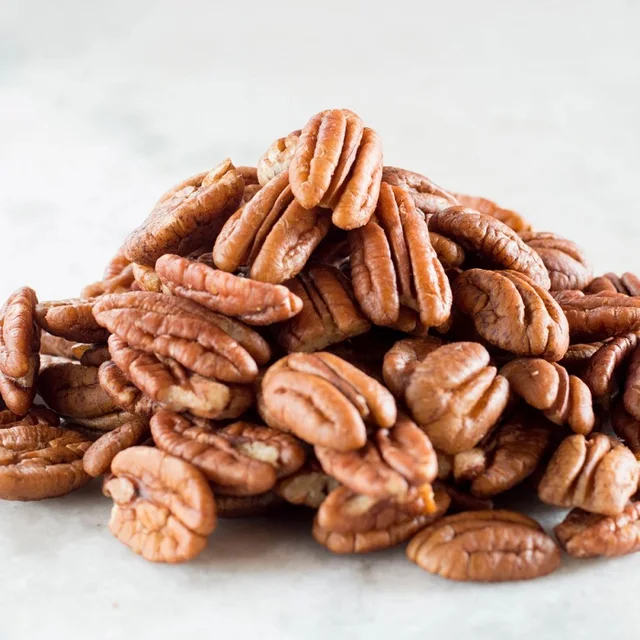 halves , raw pecan nut kernels , shelled pecan nuts