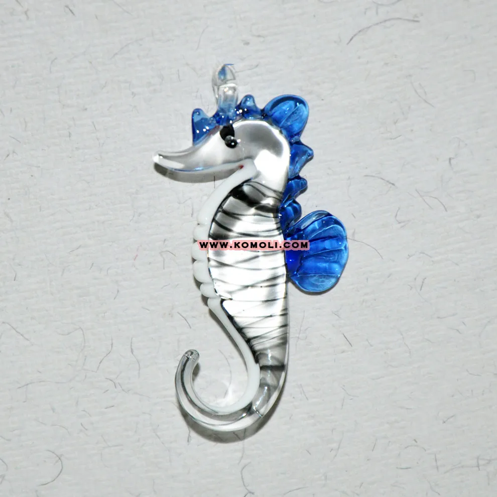 Glass seahorse 12257 (2).jpg