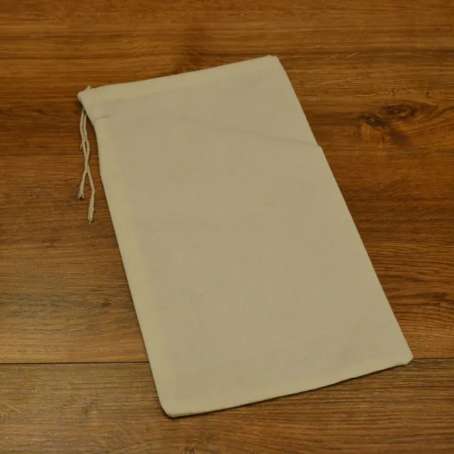 6 x 10 unbleached muslin bag with single drawstring natural hem