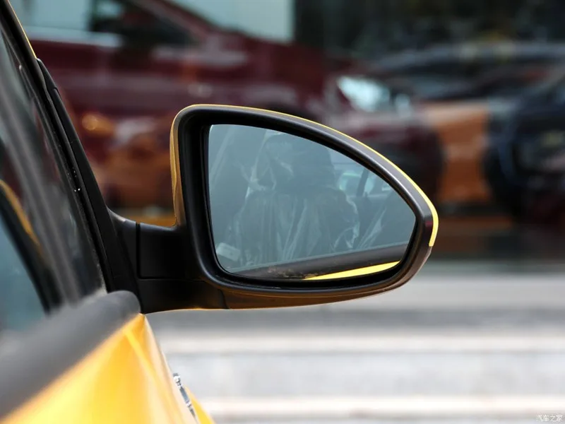 For Chevrolet Cruze mirror glass