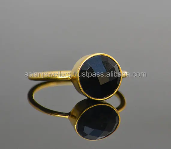 gold stacking rings pictures