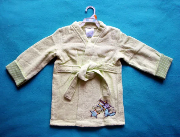 Comfortable-100% cotton Baby bathrobe