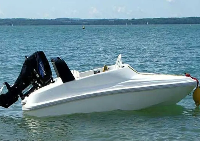 clean trim craft fishing boat with yamaha engine boats