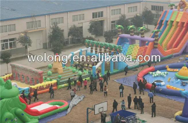 inflatable obstacle 07