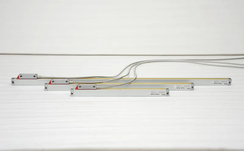 5um Linear glass length measurement scale (measuring length from 1500mm)