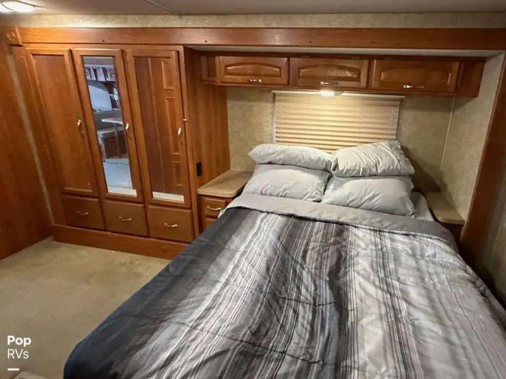 Cheap Travel Trailer Rv Camper Motor Homes Caravan China With Air