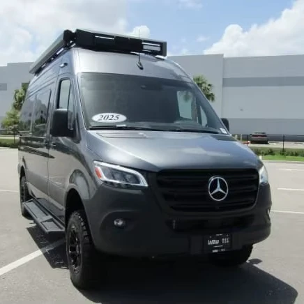 MINT Class B 2025 Winnebago REVEL 44E 2.5-1 RV for sale | Camper Van ...