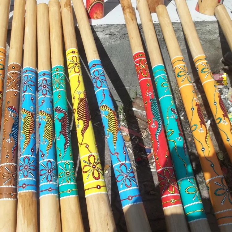 Wooden Long Didgeridoo Are Made Of Teak Wood Or Eucalyptus Wood Made In