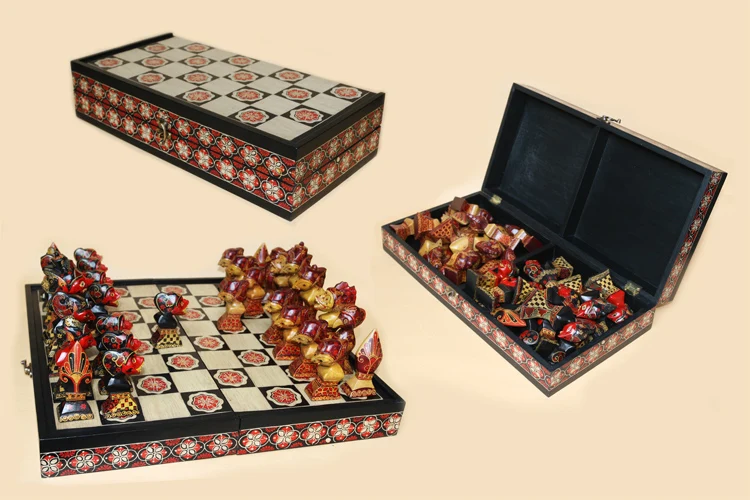 Luxury Chess Set Wooden Ramayana Figures With High Quality Chess Board