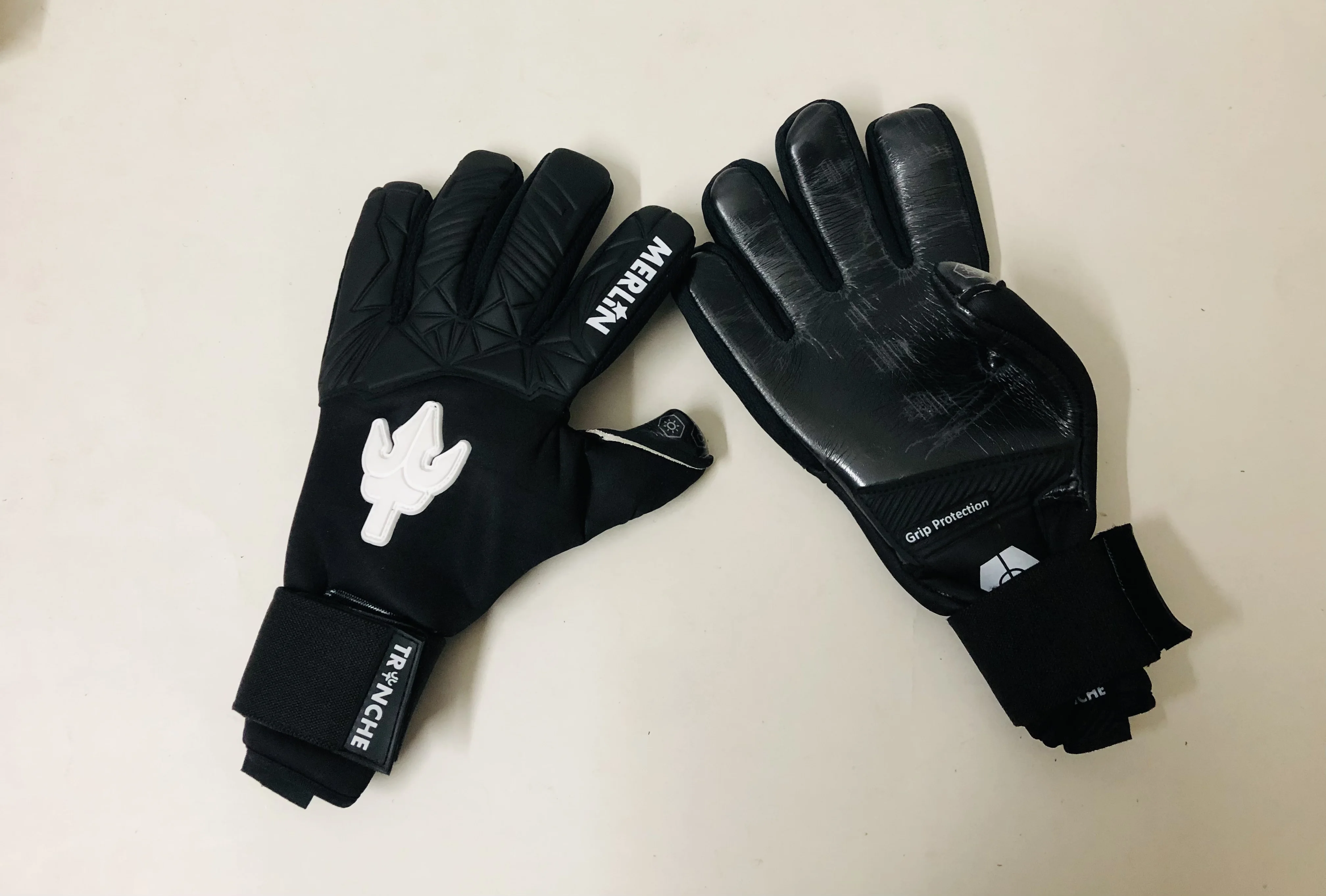 Goalkeeper Gloves Professional/high Quality German Latex 4mm Buy