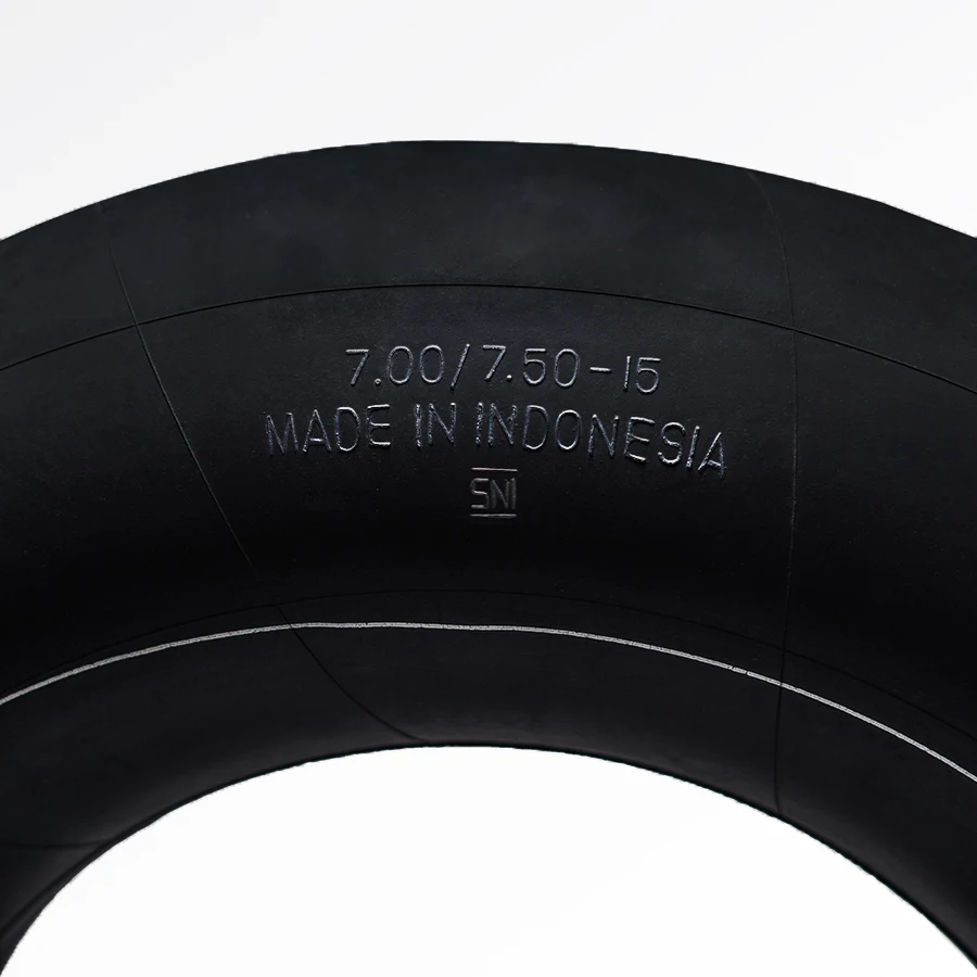 Small Car Nyb Natural Rubber Tire Inner Tubes Super Quality Size 7.00/7