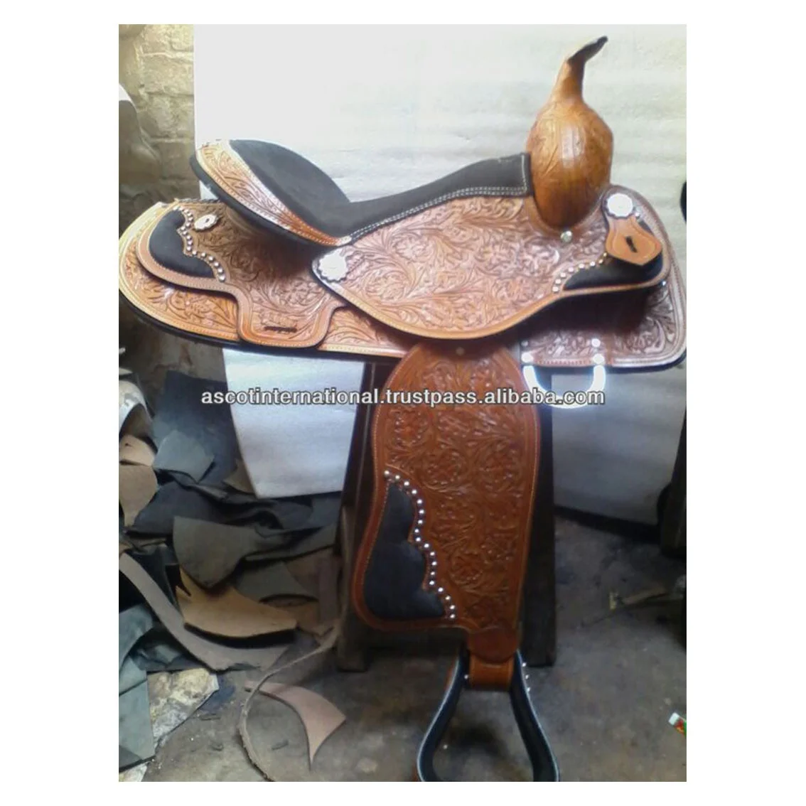 Genuine Leather Horse Saddle Western Fancy Hand Tooling Dressage Horse